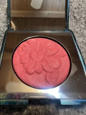 Almost New Chantecaille Ltd. Edition Wild Meadows Blush in Apple Blossom